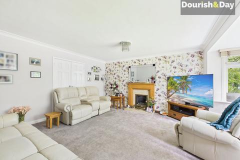 4 bedroom detached house for sale, Ardingley Avenue, Stafford ST17