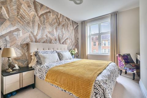 undefined, Kings Drive, Midhurst GU29