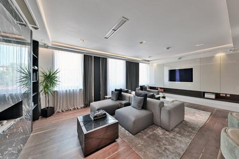 2 bedroom flat for sale, Ennismore Gardens, Knightsbridge, London