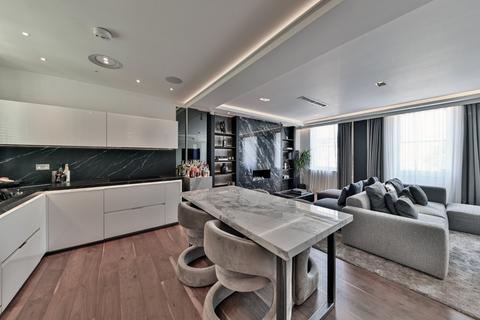 2 bedroom flat for sale, Ennismore Gardens, Knightsbridge, London