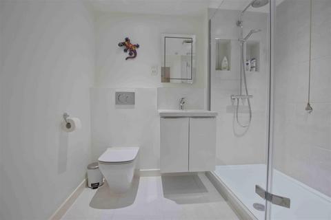 180 Coleridge Way, Borehamwood, WD6 2AT