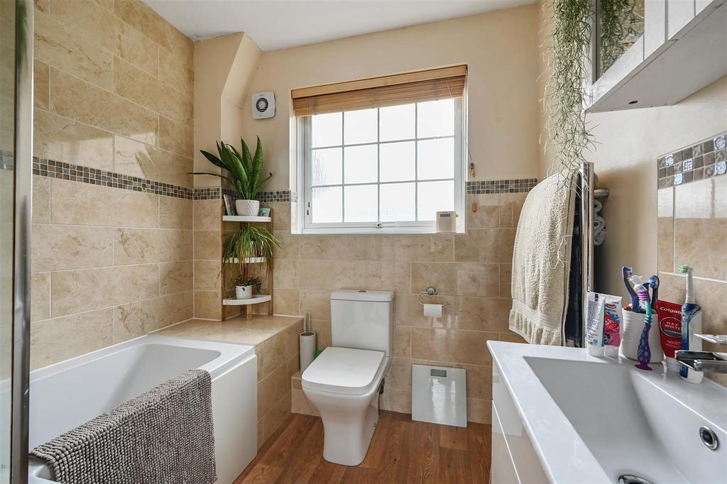 24 COURTHOPE ROAD (12).jpg