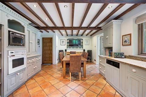 5 bedroom detached house for sale, Manor Lodge, Pell Wall