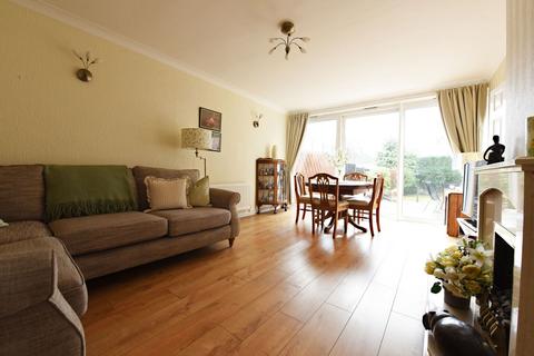 2 bedroom semi-detached bungalow for sale, Greencroft, Kingswinford DY6