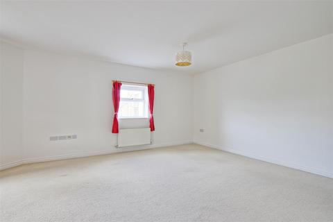 2 bedroom flat for sale, Chieftain Way, Cambridge