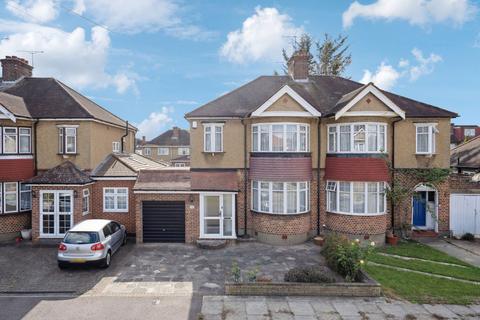 Elm Close, North Harrow HA2
