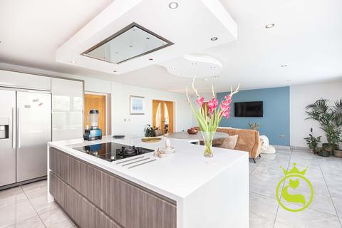 undefined, Canford Cliffs Avenue, Poole BH14