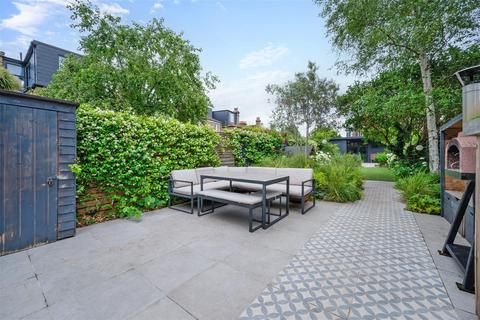 undefined, Park Road, Colliers Wood SW19