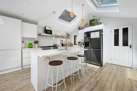 undefined, Park Road, Colliers Wood SW19