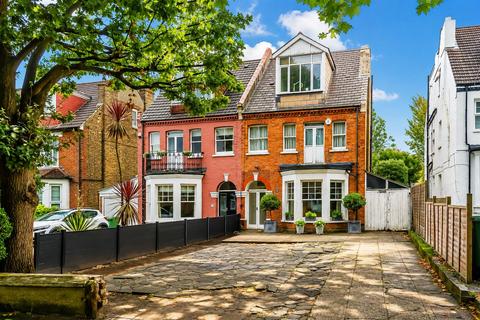 Sherwood Park Road, Sutton