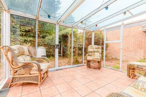 1 bedroom semi-detached bungalow for sale, Mitchem Close, West Kingsdown, Sevenoaks, Kent