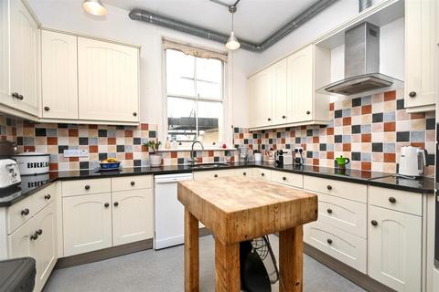 undefined, Hyde Gardens, Eastbourne