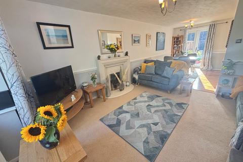 3 bedroom detached house for sale, Maple Close, Burbage, Leicestershire, LE10 2JZ