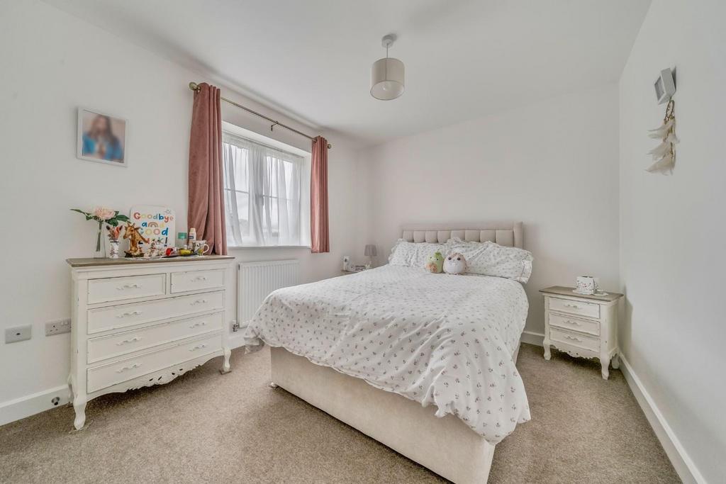 Bedroom 2.jpg