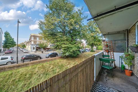 2 bedroom flat for sale, Elmworth Grove, West Dulwich, London, SE21