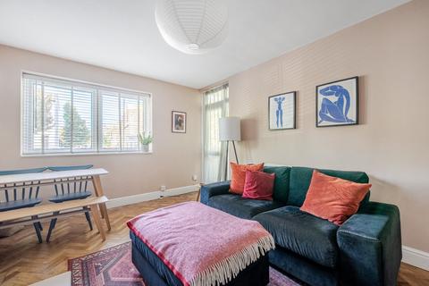 2 bedroom flat for sale, Elmworth Grove, West Dulwich, London, SE21