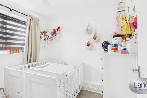 30 Wavell Close, Cheshunt, Waltham Cross, EN8 0LA