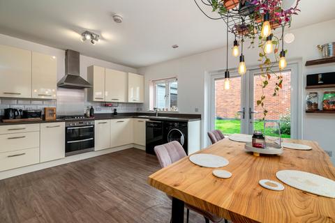 3 bedroom detached house for sale, Redwood Close, Coalville, LE67
