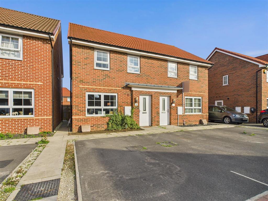 CAM03303 G0-PR0207-STILL020.jpg