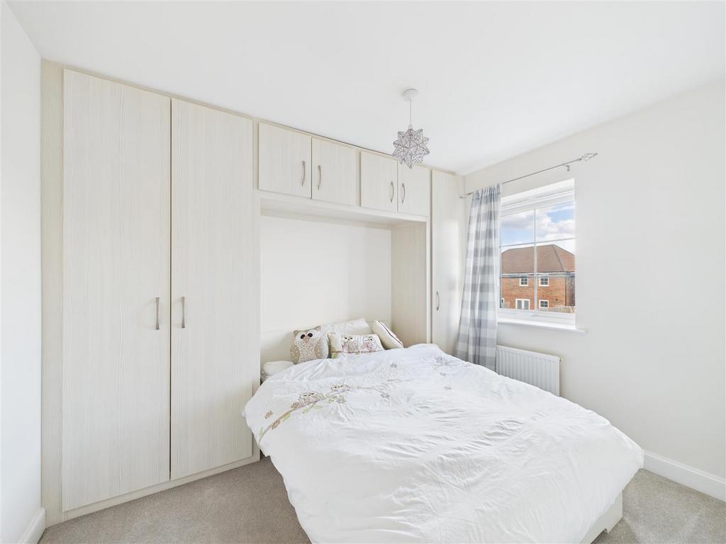 CAM03303 G0-PR0207-STILL009.jpg