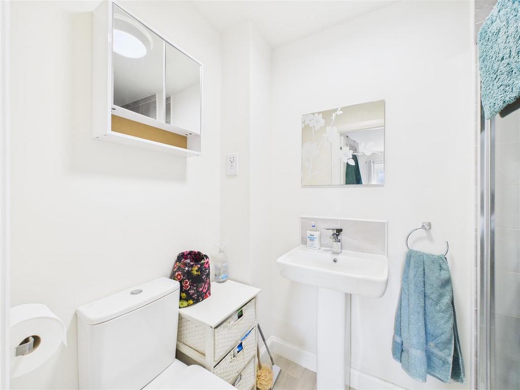 CAM03303 G0-PR0207-STILL015.jpg