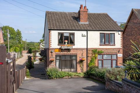2 bedroom semi-detached house for sale, Redditch Road, Alvechurch, B48