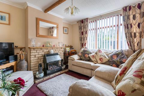 2 bedroom semi-detached house for sale, Redditch Road, Alvechurch, B48