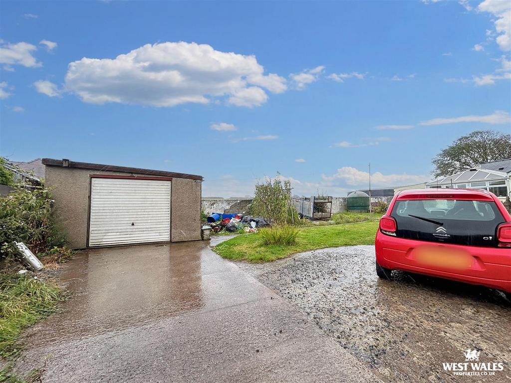 IMG 9532 blurred image.jpg