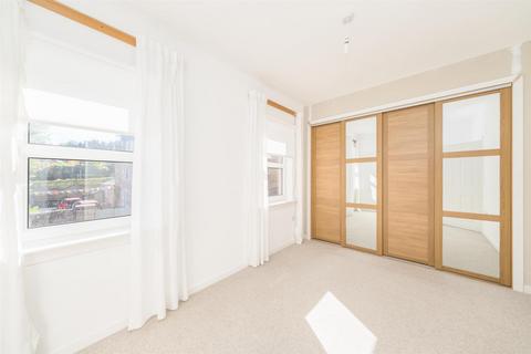 7 Abbey Close, Jedburgh, TD8 6BG