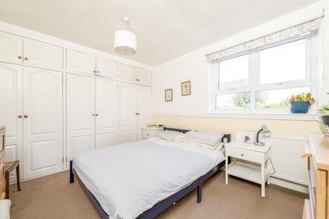 63 Howden Road, Jedburgh, TD8 6JT