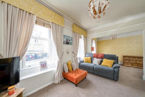 Jedvale, 2 Canongate, Jedburgh, TD8 6AJ