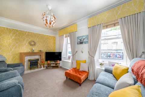 Jedvale, 2 Canongate, Jedburgh, TD8 6AJ