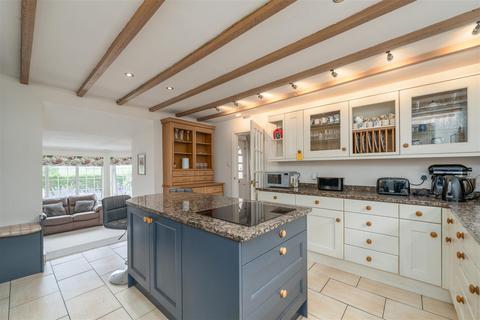 4 bedroom farm house for sale, Oxnam Road, Jedburgh TD8