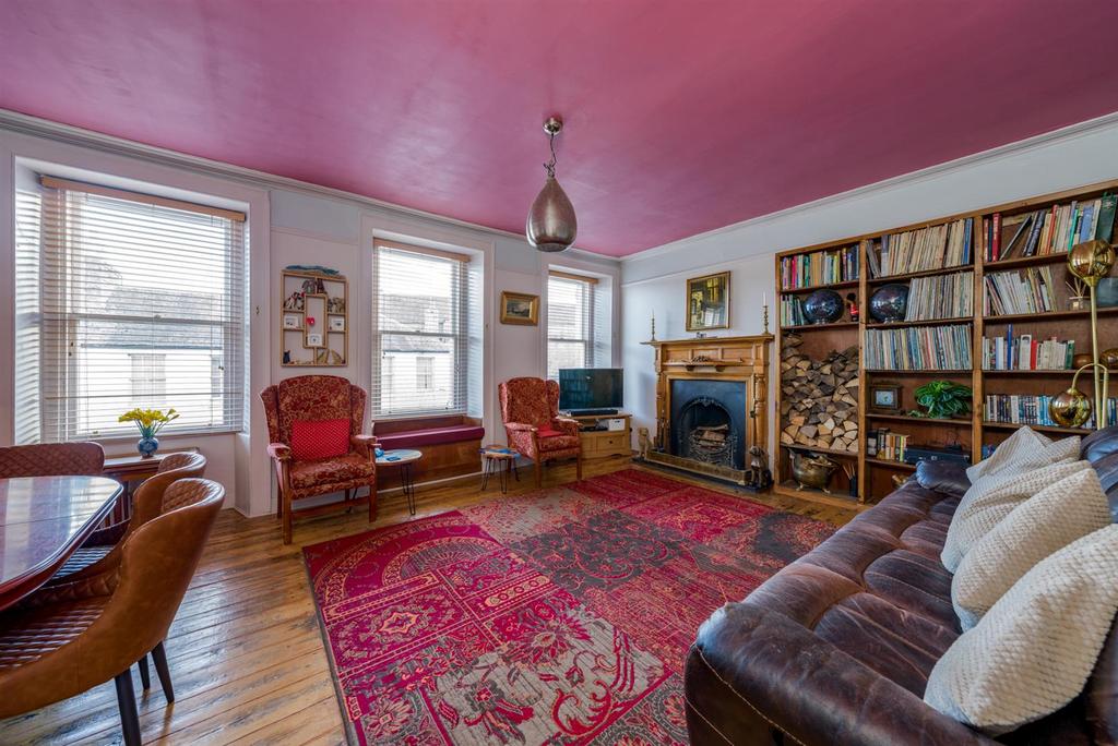 61 High Street Coldstream-03.jpg