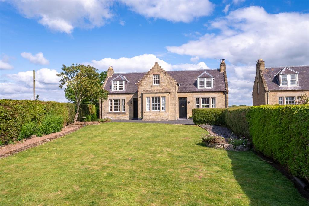 1 Swinton Bridge End Farm Cottage-02.jpg