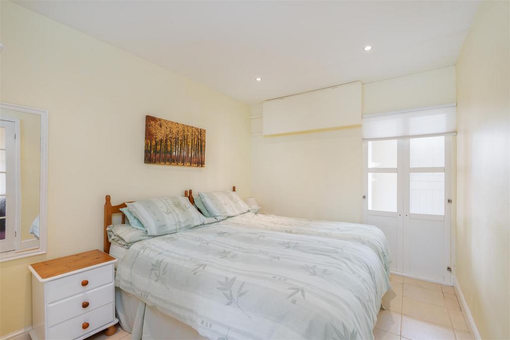 1 Swinton Bridge End Farm Cottage-15.jpg