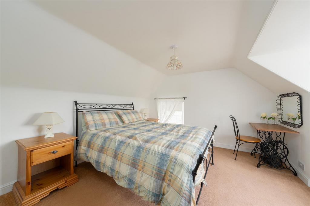 1 Swinton Bridge End Farm Cottage-17.jpg