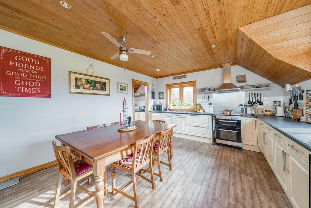 Teasel Bank Sprouston-15.jpg