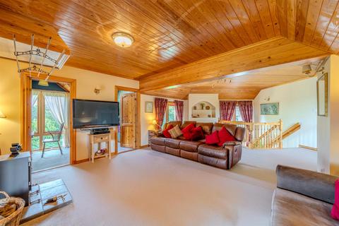 4 bedroom detached house for sale, Teasel Bank, Sprouston