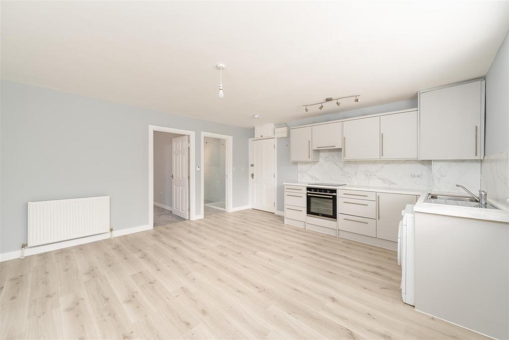 Lower left apartment-07.jpg