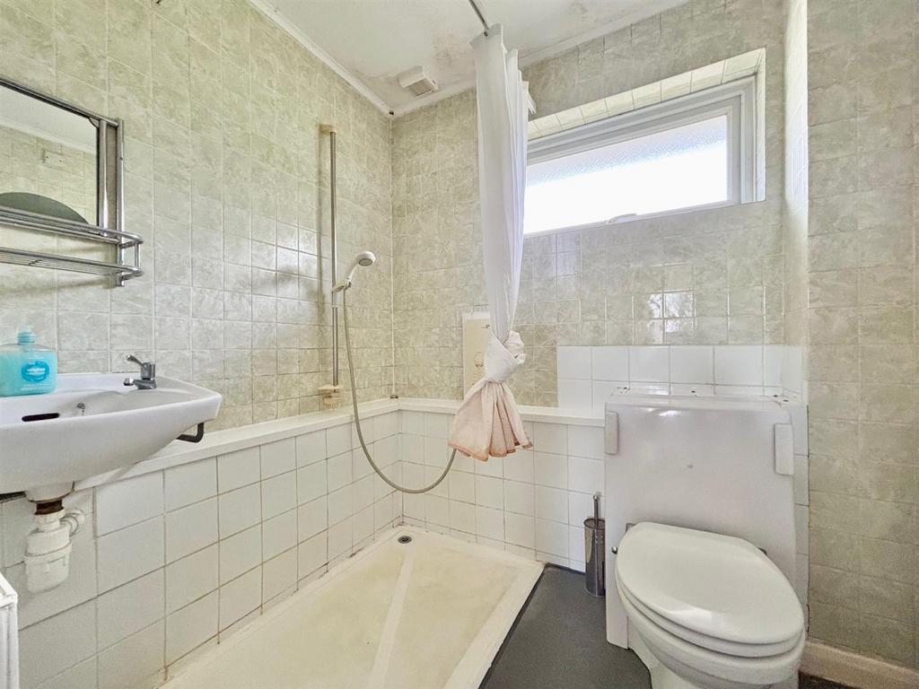 BATH.jpg