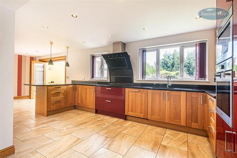 4 bedroom detached house for sale, Southwood Grove, Wadsley Park Village, Sheffield