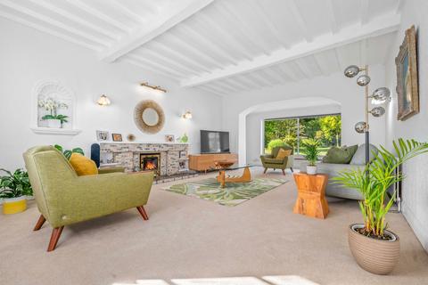 38 Broad Oaks Road, Solihull, B91 1JB