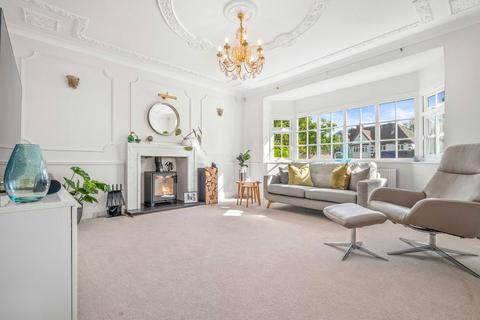 38 Broad Oaks Road, Solihull, B91 1JB