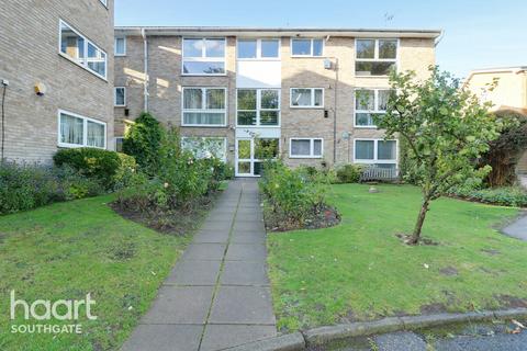 20 Lucerne Close, London, N13 4QJ