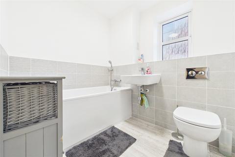 2 bedroom apartment for sale, Skinner Drive, Wokingham, Berkshire, RG41