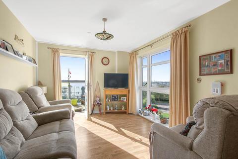 2 bedroom retirement property for sale, Johnstone Close, Bracknell RG12