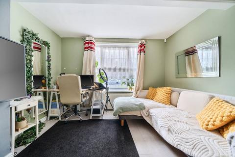 3 bedroom terraced house for sale, Westcott Crescent, Hanwell, London, W7