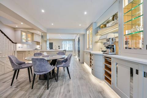 undefined, Drayton Gardens, South Kensington, London, SW10
