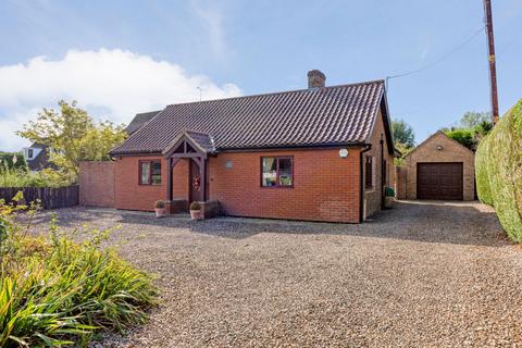 1 bedroom detached bungalow for sale, A Welcoming Bungalow Overlooking Aldborough Village Green